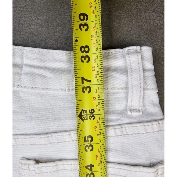 Cotton On Size 0 Women's White Stretch Mom Denim Jeans 28 Inch Inseam - Picture 11 of 12